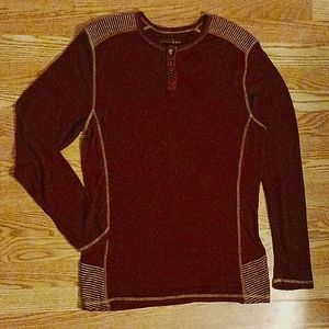 BuckleBlack long sleeve T-shirt